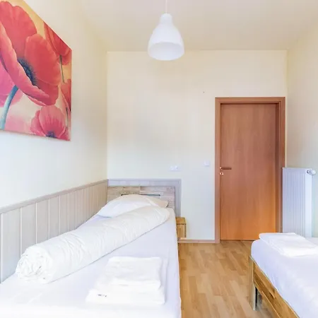 Appartement Links Welden